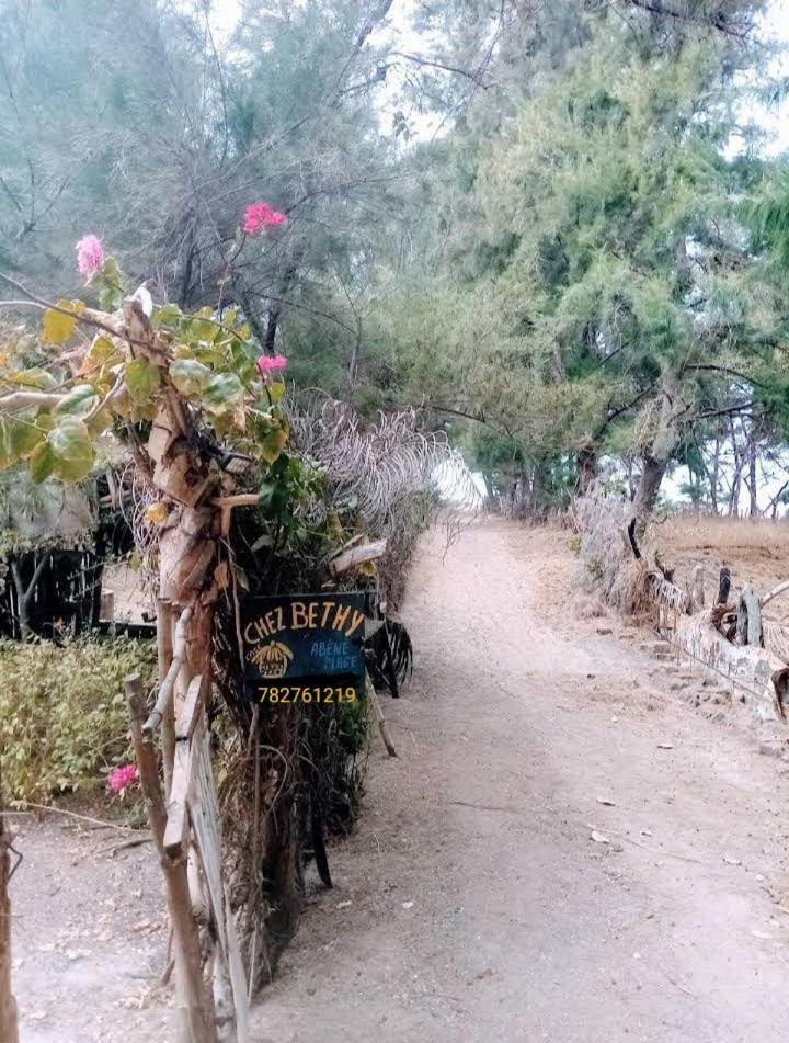 Vila Chez Bethy & Baboulaye Jungle Et Ocean Abémé Exteriér fotografie