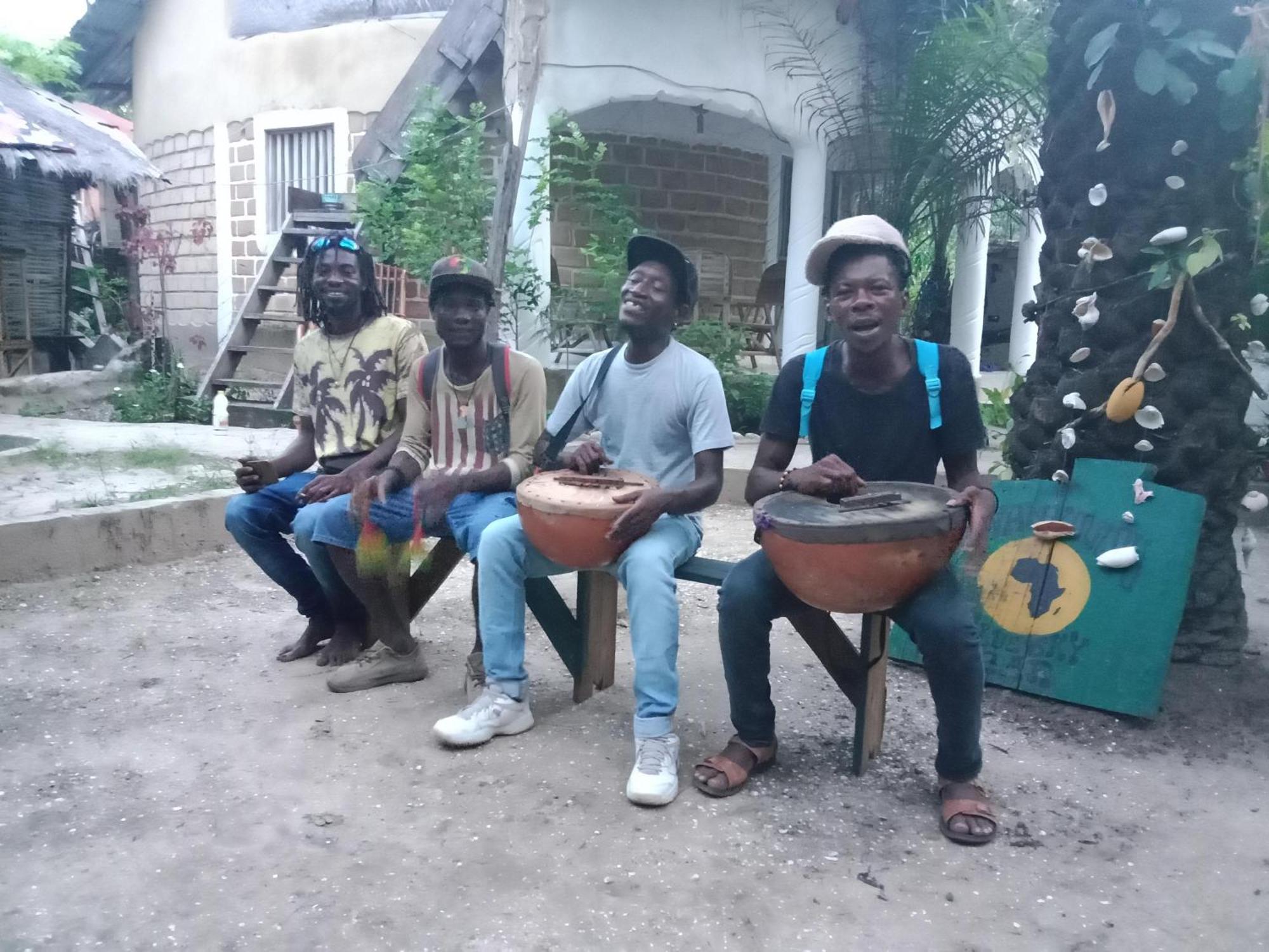 Vila Chez Bethy & Baboulaye Jungle Et Ocean Abémé Exteriér fotografie